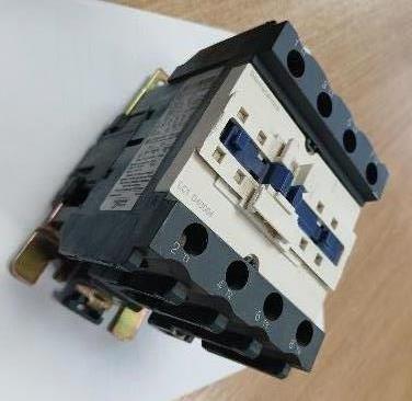 Telemechanique LC1 D40004 Contactor